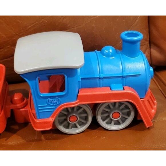 21 Inch Green Toys Train Set Engine Flat Bed Caboose 2 Bear Conductors USA - Picture 6 of 14